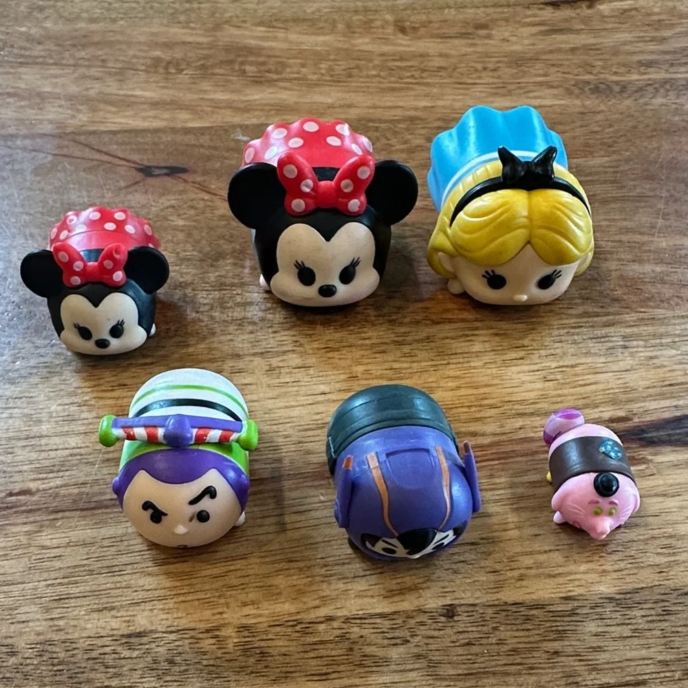 Disney Tsum Tsum Mini Figures mini mouse buzz Alice